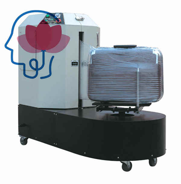 수하물 포장기를 사용하는 공항 Airport Using Luggage Wrapping Machines