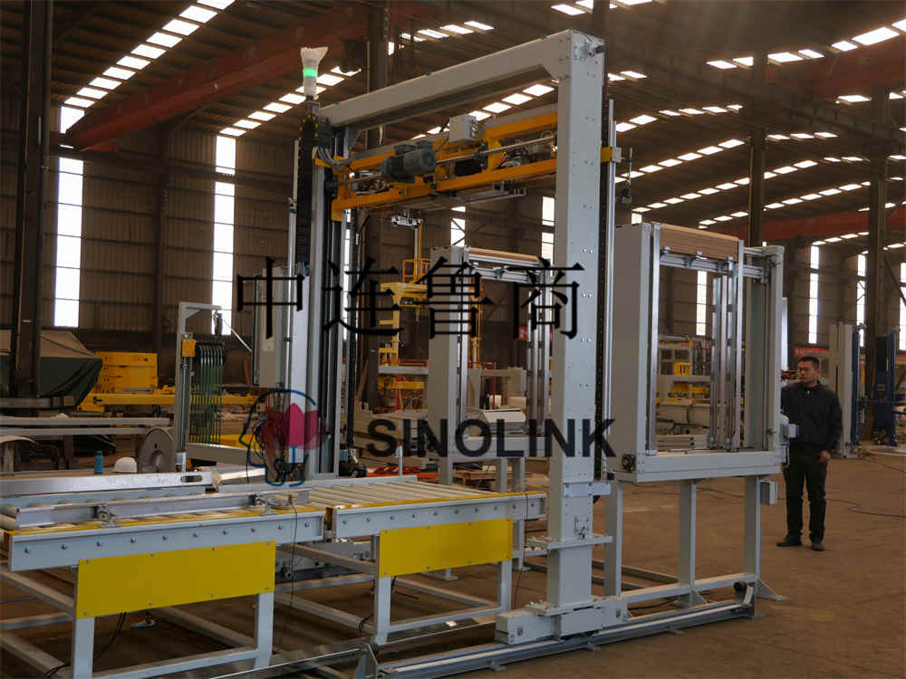 고객의 엔지니어가 기계를 검사하고 있습니다. Client‘s Engineer is Examing Machine