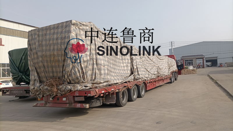 고객을 위해 트레일러 3개 상품 배송 Delivery three trailers' goods for clients